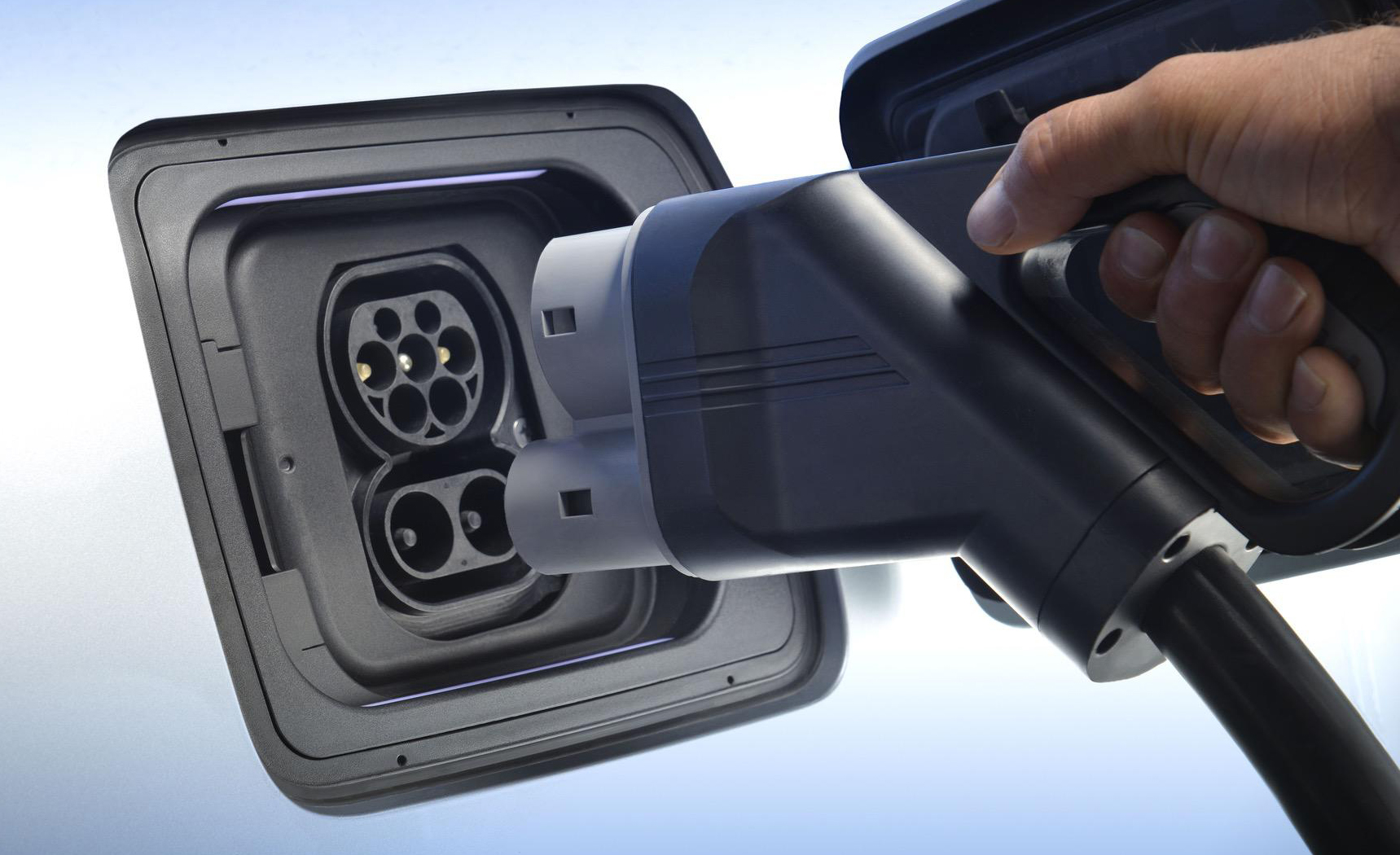 Adaptador para Cargador Auto Eléctrico